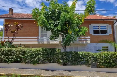 Casa com 04 dormitórios, sendo 01 suíte no bairro itaguaçú  - jms