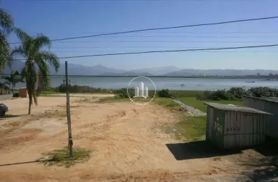 Terreno à venda na Rua Assis Brasil, 6544, Ponta de Baixo, São José