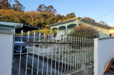Casa com 3 quartos à venda na Servidão das Embaúbas, 344, Fazenda Santo Antônio, São José