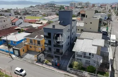 Prédio à venda na Rua Manoel Marques Júnior, 407, Serraria, São José