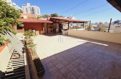 Casa com 4 quartos à venda na Servidão Morfim, 55, Estreito, Florianópolis