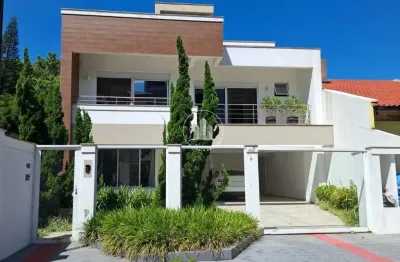 Casa com 3 quartos à venda na Rua Juventino dos Santos Barbosa, 54, Coqueiros, Florianópolis