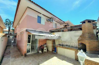 Casa de condomínio com 3 quartos e 3 banheiros à venda, 146 m² por r$ 759.000