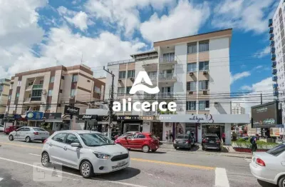 Apartamento à venda com 2 quartos , 70m² em kobrasol são josé