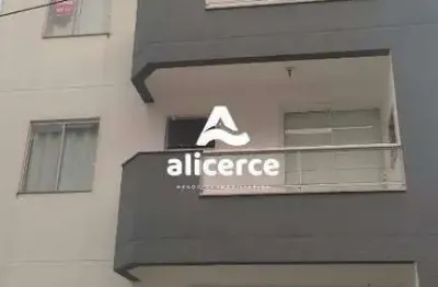 Apartamento à venda com 2 quartos , 62m² em serraria são josé