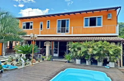 Casa à venda com 3 quartos 1 suíte, 160m² em ribeirão da ilha florianópolis