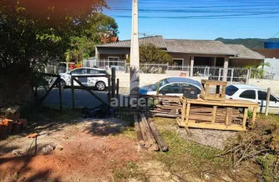 Terreno à venda com , 450m² em são joão do rio vermelho florianópolis