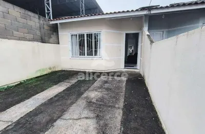 Casa com 2 quartos à venda na Rua Urano Pires, 504, Forquilhas, São José