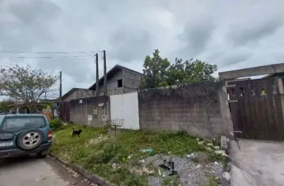 Casa no bairro nova itanhaem 2 quartos ,2 banheiros em itanhaem