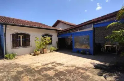 Casa na praia á 800 metros do mar com 3 quartos no bairro gaivota em itanhaem