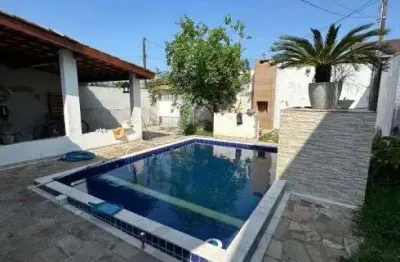 Casa para venda com 130 metros quadrados com 2 quartos