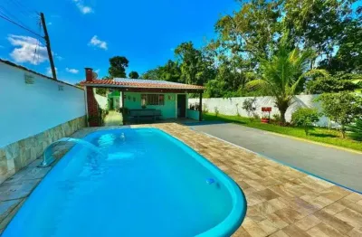 Casa para venda possui 131 metros quadrados com 3 quartos em jardim fênix - itanhaém - sp