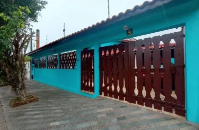 Casa para venda com 151 metros quadrados com 3 quartos em jardim lindomar - itanhaém - sp