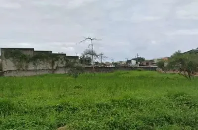 Terreno com 1.800m² no bairro umuarama á 360 metros da rodovia em itanhaem
