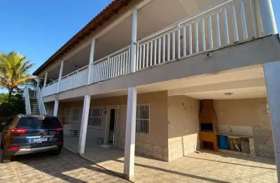 Casa no bairro jardim das palmeiras em itanhaém , ficando lado praia !