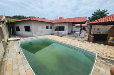 Casapara venda possui 460 metros quadrados com 4 quartos em praia dos sonhos - itanhaém - sp