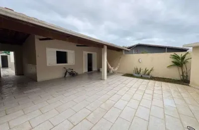 Casa para venda possui 3 quartos em jequitiba - itanhaém - sp