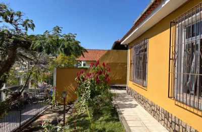 Casa a venda no centro de miguel pereira com 3 quartos