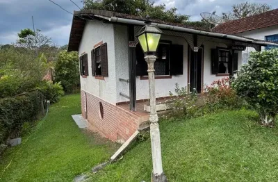 Casa com ótima localização estilo da vovo, bairro plante café, miguel pereira