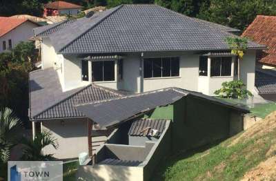 Casa com 6 dormitórios à venda, 480 m² por r$ 2.000.000,00 - itaipu - niterói/rj