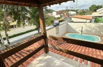 Casa com 3 dormitórios à venda, 302 m² por r$ 1.300.000,00 - piratininga - niterói/rj