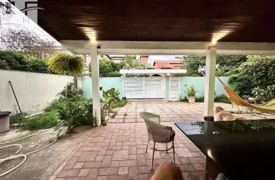 Casa duplex, 4 quartos, camboinhas, r$ 9.000,00, quadra praia!