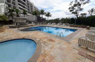 Barra da tijuca, pé na areia! 2 quartos, amplo! condomínio alfabarra! 101m2
