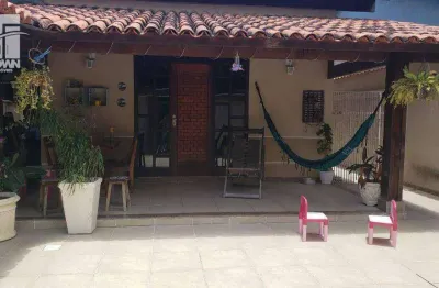 Casa com 3 dormitórios à venda, 226 m² por r$ 880.000 - itaipu - niterói/rj