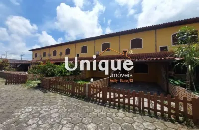 Casa em condomío em cabo frio disponível para venda por r$ 430.000,00.