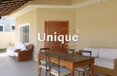 Linda casa em condomínio com 3 quartos por r$ 690.000,00 (porteira fechada)