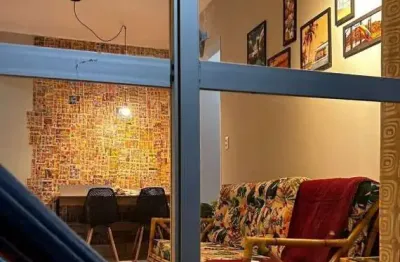 Oportunidade apartamento mobiliado 1 dormitório com sacada próximo a praia....