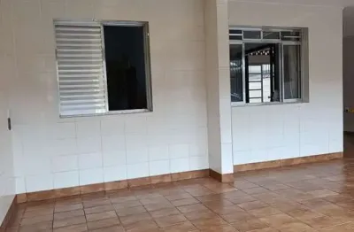 Casa 3 dormitórios lado praia - vila são paulo / mongaguá.