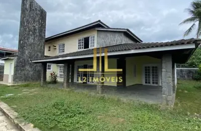 Casa lindissima - 5 quartos sendo 3 suítes - itapuã