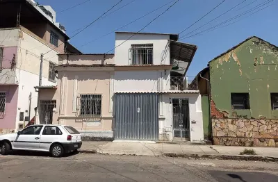 Casa com 3 quartos à venda na Rua Senador Feliciano Penna, Mariano Procópio, Juiz de Fora