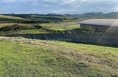 Terreno em condomínio fechado à venda na Rua Uberlândia, Alphaville, Juiz de Fora