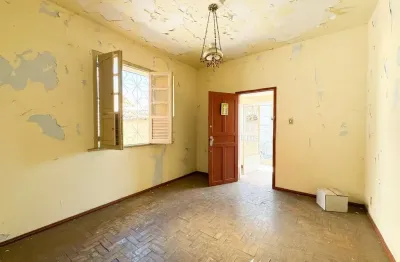 Casa com 3 quartos à venda na Rua Engenheiro José Carlos de Morais Sarmento, Santa Catarina, Juiz de Fora