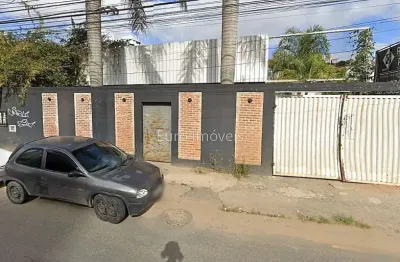 Terreno à venda na Avenida Presidente Costa e Silva, São Pedro, Juiz de Fora
