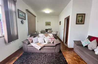 Apartamento com 4 quartos à venda na Rua Santo Antônio, Centro, Juiz de Fora