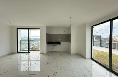 Casa com 2 quartos à venda na Rua Regente, São Pedro, Juiz de Fora