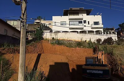 Terreno à venda na Rua Pedro Gonçalves de Oliveira, Bom Pastor, Juiz de Fora