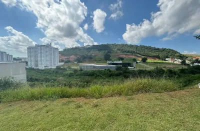 Terreno em condomínio fechado à venda na Rua Octávio Malvaccini, São Pedro, Juiz de Fora