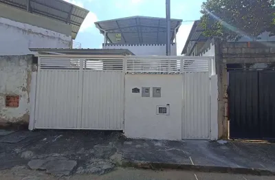 Casa com 2 quartos à venda na Rua Rodrigo Lemos de Paula, Santa Cecília, Juiz de Fora