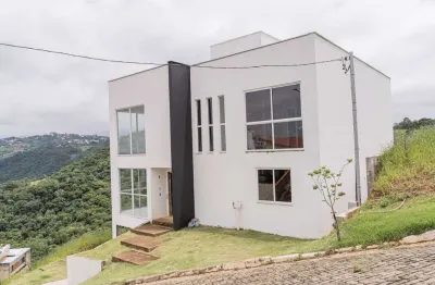 Casa em condomínio fechado com 4 quartos à venda no Salvaterra, Juiz de Fora 