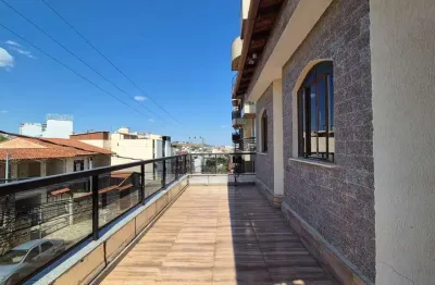 Casa com 4 quartos à venda no Jardim das Laranjeiras, Juiz de Fora 