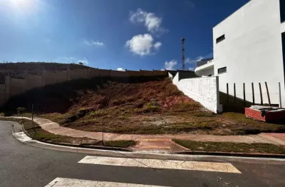 Terreno em condomínio fechado à venda no Salvaterra, Juiz de Fora 