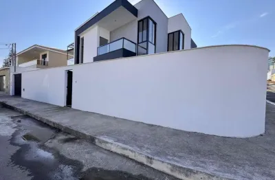 Casa com 191m, 4 quartos quintal gramado no aeroporto em juiz de fora, mg