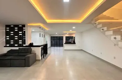 Casa em condomínio fechado com 3 quartos à venda no Vina Del Mar, Juiz de Fora 