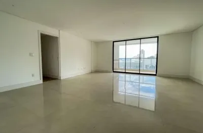 Apartamento com 4 quartos à venda no Granbery, Juiz de Fora 