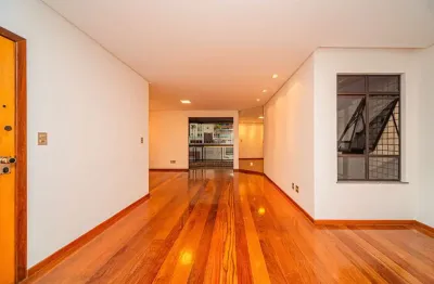 Apartamento com 4 quartos à venda no Granbery, Juiz de Fora 