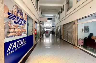 Ponto comercial à venda no Centro, Juiz de Fora 